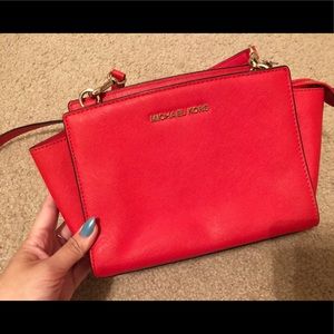 Micheal Kors Crossbody bag